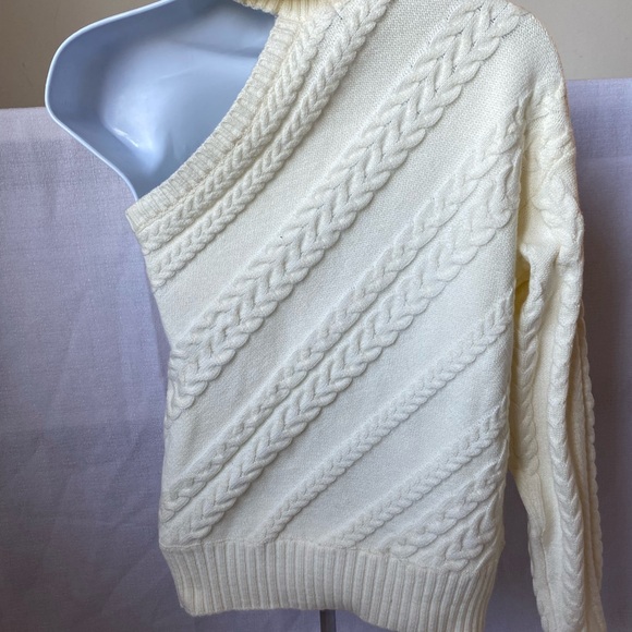 Balboa size M One-Shoulder sweater - Picture 8 of 9